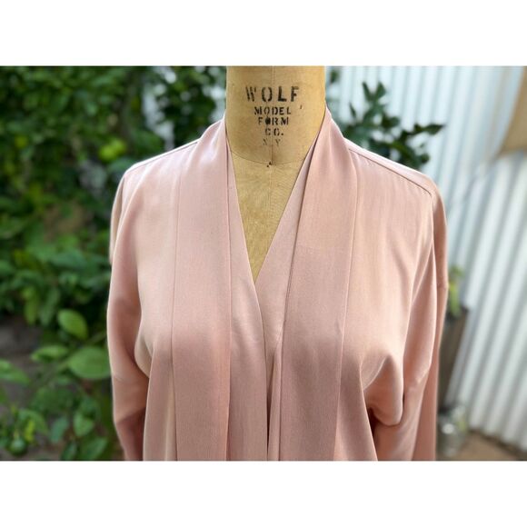 NWOT Quince Blush Pink Silk Long Sleeve Above the Knee Wrap Robe Size One Size - Picture 11 of 13